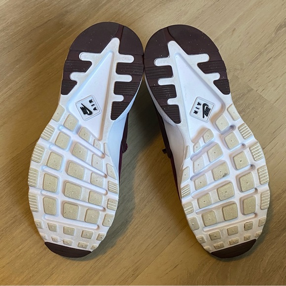 Nike Air Huarache - Picture 3 of 5